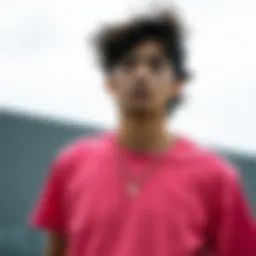 The Cultural Significance and Styling of the Pink Crop T-Shirt in Skateboarding Introduction